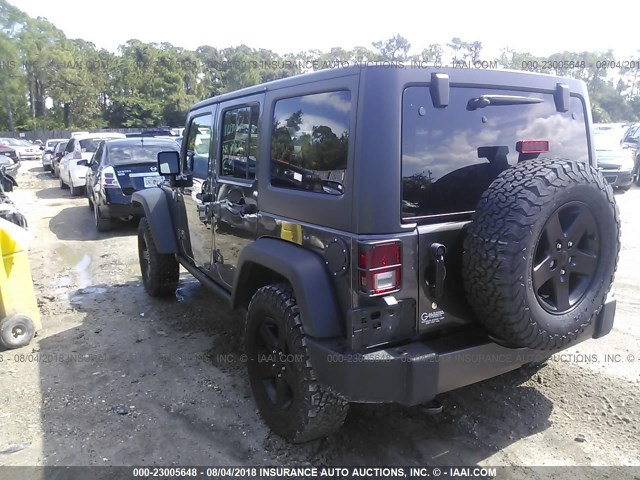 1C4BJWDG5HL682237 - 2017 JEEP WRANGLER UNLIMITE SPORT GRAY photo 3