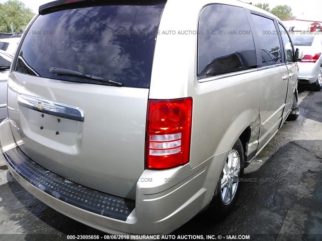 2A8HR54P78R795183 - 2008 CHRYSLER TOWN & COUNTRY TOURING GOLD photo 4