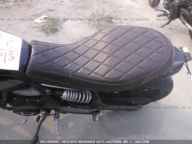 ML015AXG2GT000590 - 2016 DUCATI SCRAMBLER 黑色 照片 8