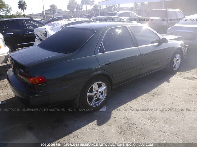JT2BG22K1Y0384390 - 2000 TOYOTA CAMRY CE/LE/XLE 绿色 照片 4