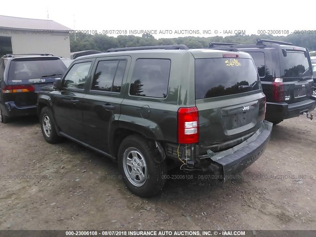 1J8FT28W78D519047 - 2008 JEEP PATRIOT SPORT GREEN photo 3