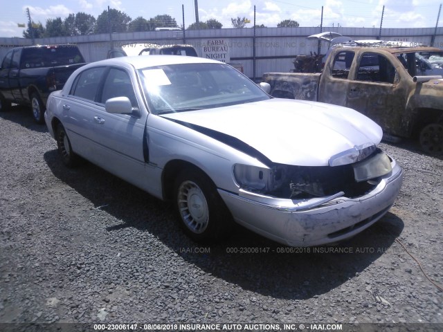1LNHM81WX1Y724429 - 2001 LINCOLN TOWN CAR EXECUTIVE Светло-синий фото 1