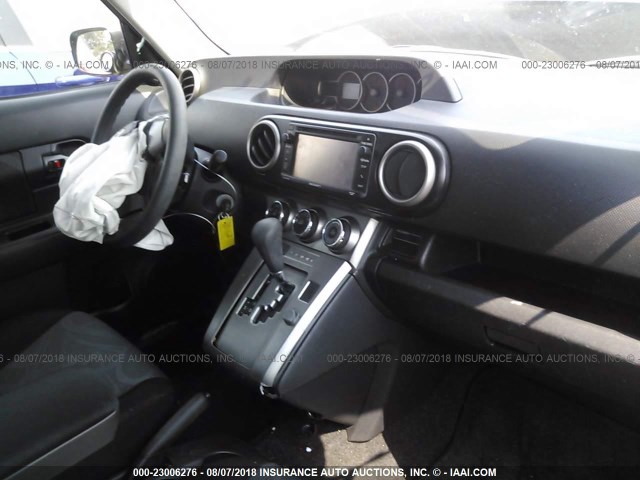 JTLZE4FE4FJ076296 - 2015 TOYOTA SCION XB Blau Foto 5