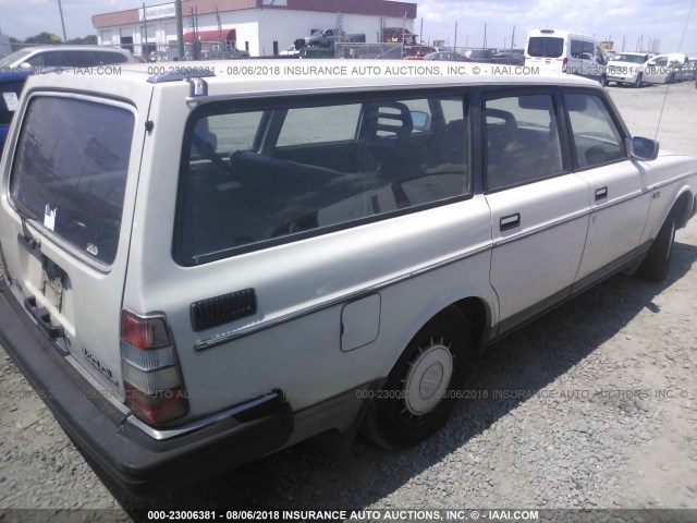 YV1AX8850H1758807 - 1987 VOLVO 245 DL/GL WHITE photo 4