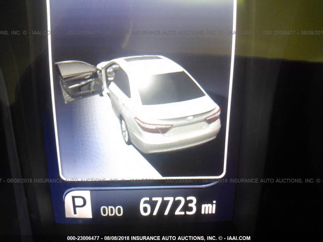 4T1BF1FK1FU082209 - 2015 TOYOTA CAMRY LE/XLE/SE/XSE WHITE photo 7