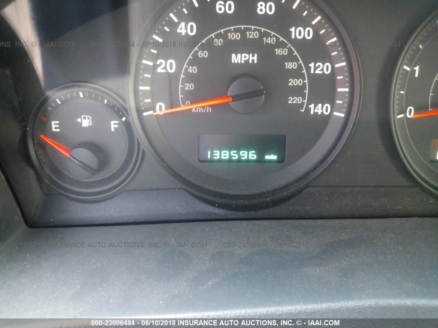 1J4HR48NX5C530184 - 2005 JEEP GRAND CHEROKEE LAREDO/COLUMBIA/FREEDOM 黑色 照片 7