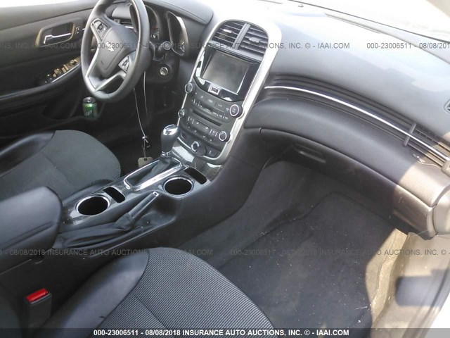 1G11C5SL5FF322471 - 2015 CHEVROLET MALIBU 1LT 白色 照片 5