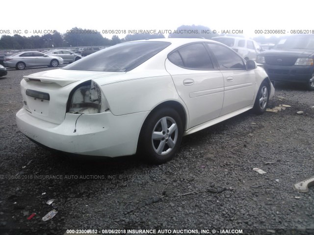 2G2WP552981178703 - 2008 PONTIAC GRAND PRIX WHITE photo 4