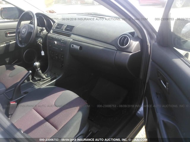 JM1BK324X61508869 - 2006 MAZDA 3 S GRAY photo 5