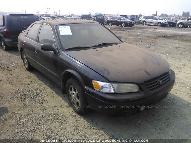 JT2BG22K8W0210524 - 1998 TOYOTA CAMRY CE/LE/XLE 黑色 照片 1