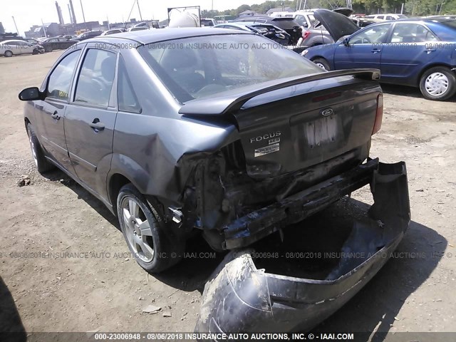 1FAHP34NX7W342655 - 2007 FORD FOCUS ZX4/S/SE/SES GRAY photo 3