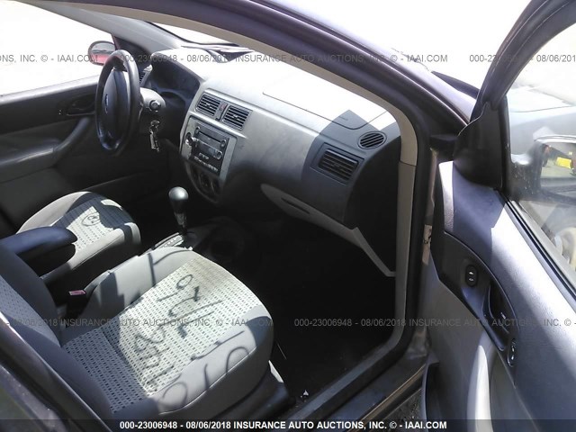 1FAHP34NX7W342655 - 2007 FORD FOCUS ZX4/S/SE/SES 灰色 照片 5