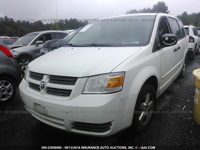 2D8HN44H58R704824 - 2008 DODGE GRAND CARAVAN SE WHITE photo 2