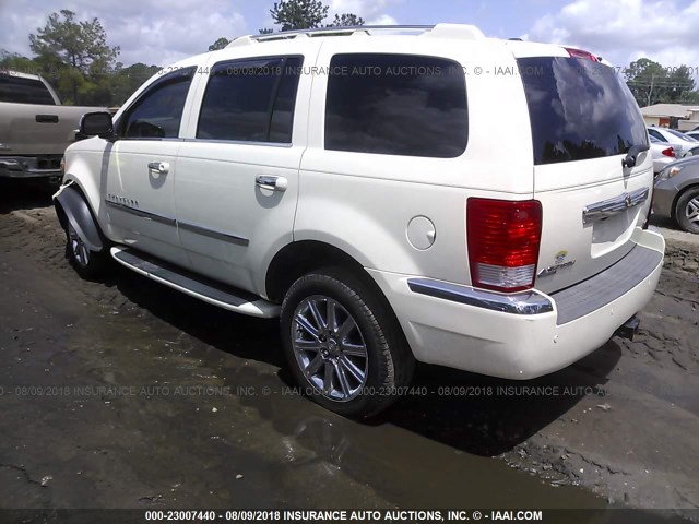 1A8HX58298F134234 - 2008 CHRYSLER ASPEN LIMITED WHITE photo 3