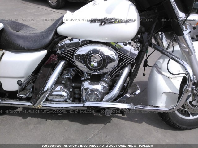 1HD1KB4138Y707523 - 2008 HARLEY-DAVIDSON FLHX WHITE photo 8