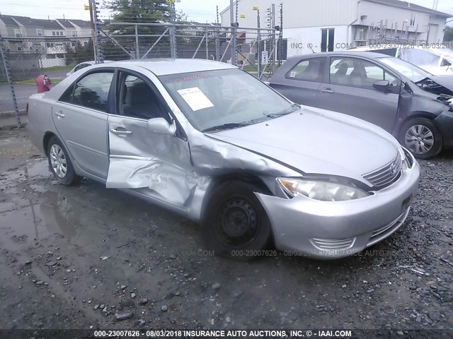 4T1BE32K96U709338 - 2006 TOYOTA CAMRY LE/XLE/SE Күміс фото 1