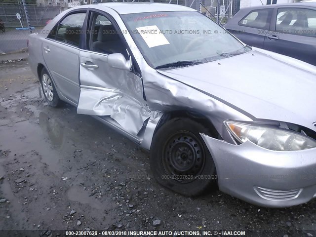4T1BE32K96U709338 - 2006 TOYOTA CAMRY LE/XLE/SE Күміс фото 6