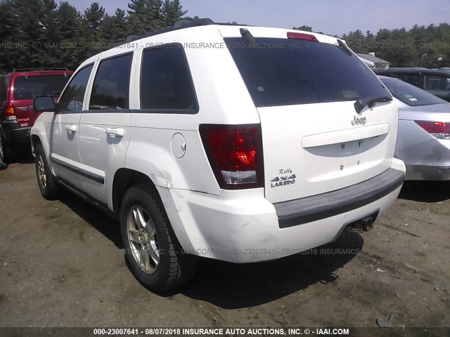 1J8GR48K07C534604 - 2007 JEEP GRAND CHEROKEE LAREDO/COLUMBIA/FREEDOM თეთრი ფოტო 3