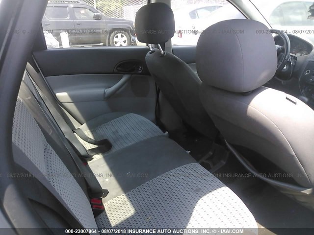 1FAHP34N47W194258 - 2007 FORD FOCUS ZX4/S/SE/SES 银色 照片 8