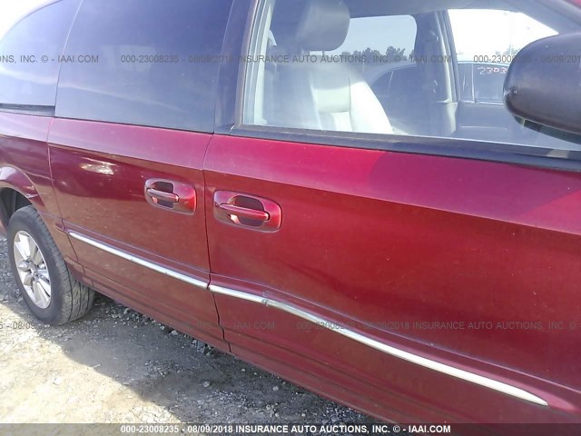 2C4GP54L54R528785 - 2004 CHRYSLER TOWN & COUNTRY TOURING MAROON photo 6