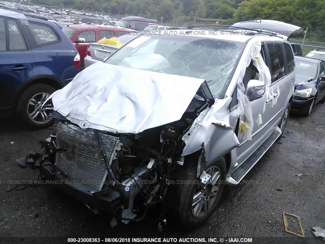 2A8HR64X68R132693 - 2008 CHRYSLER TOWN & COUNTRY LIMITED SILVER photo 2