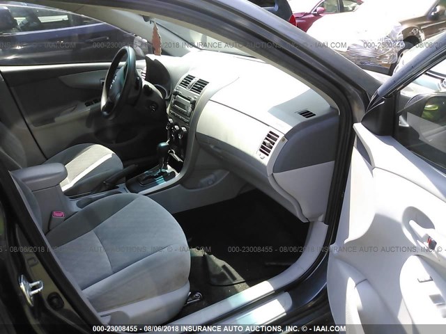 JTDBL40E89J019454 - 2009 TOYOTA COROLLA LE/XLE GRAY photo 5