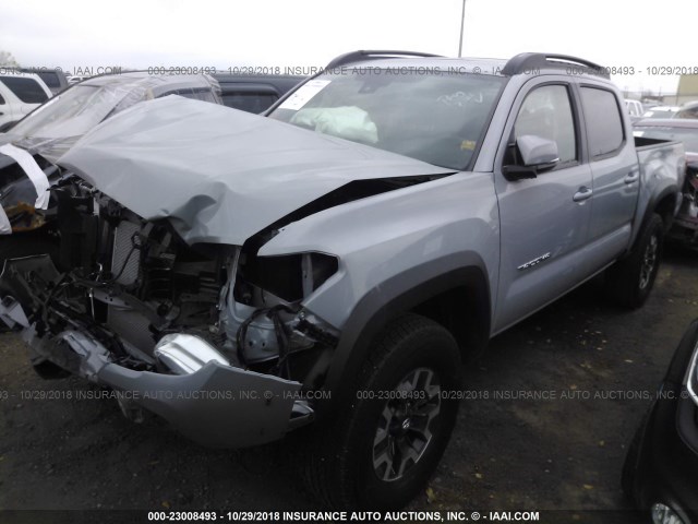 3TMCZ5AN9JM166218 - 2018 TOYOTA TACOMA DBL CAB/SR/TRDSPT/OR/PRO ვერცხლისფერი ფოტო 2