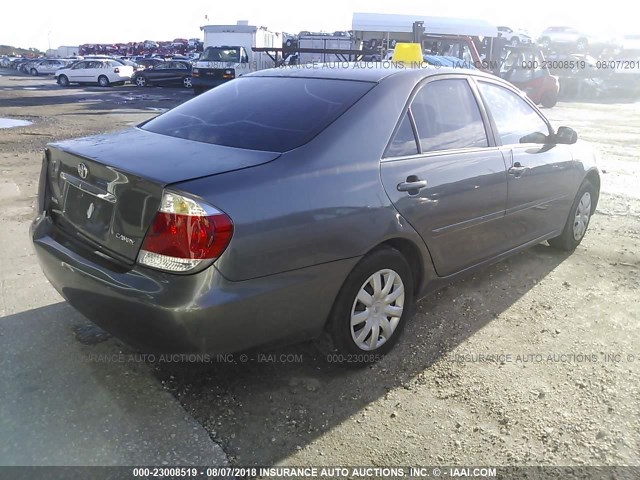 4T1BE32K95U603938 - 2005 TOYOTA CAMRY LE/XLE/SE Сұр фото 4