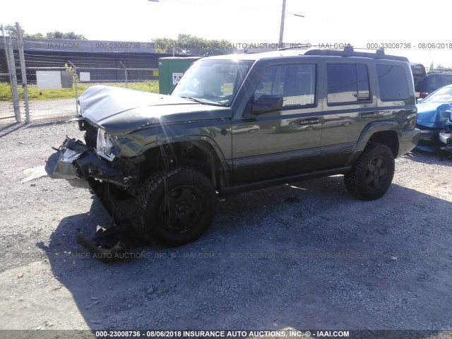 1J8HG48P27C577816 - 2007 JEEP COMMANDER GREEN photo 2