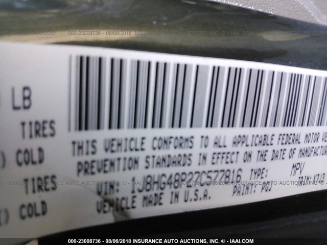 1J8HG48P27C577816 - 2007 JEEP COMMANDER GREEN photo 9