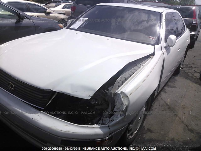 JT8BH28F1V0077035 - 1997 LEXUS LS 400 WHITE photo 6