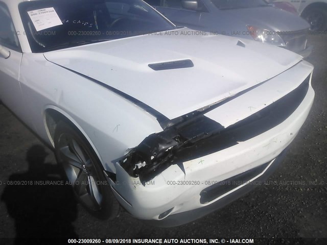 2C3CDZAG0GH129271 - 2016 DODGE CHALLENGER SXT WHITE photo 6