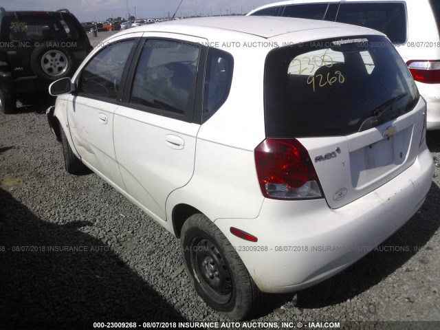KL1TD66648B083651 - 2008 CHEVROLET AVEO LS WHITE photo 3