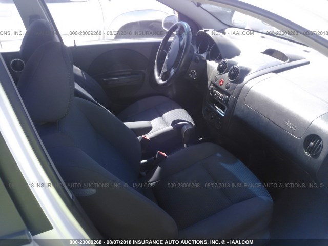 KL1TD66648B083651 - 2008 CHEVROLET AVEO LS WHITE photo 5