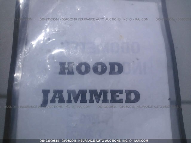 2T1KR32E13C018834 - 2003 TOYOTA COROLLA MATRIX XR SILVER photo 10