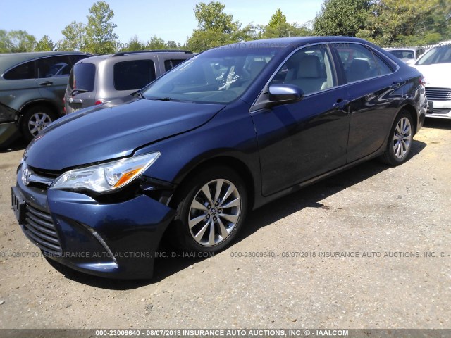4T4BF1FK7FR487433 - 2015 TOYOTA CAMRY LE/XLE/SE/XSE 蓝色 照片 2