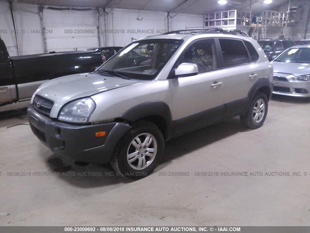 KM8JN72D07U544611 - 2007 HYUNDAI TUCSON SE/LIMITED SILVER photo 2