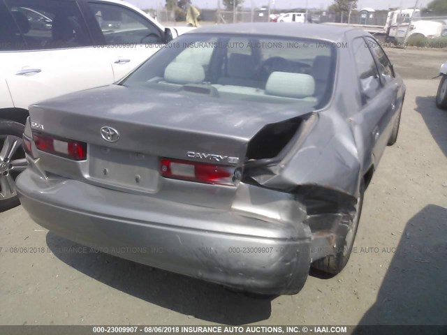 JT2BG22K0V0027097 - 1997 TOYOTA CAMRY LE/XLE BEIGE photo 6