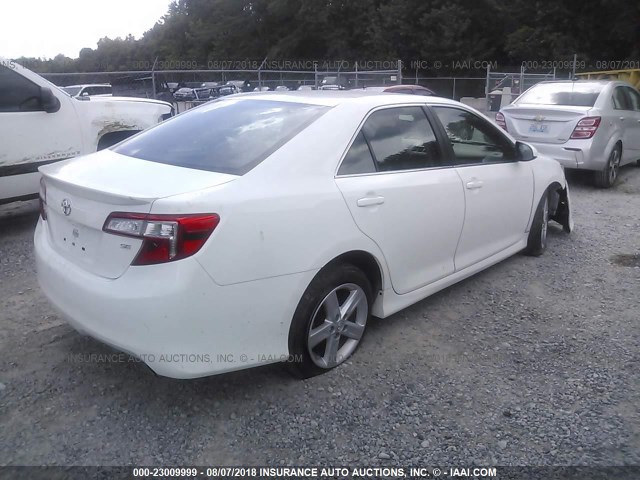 4T1BF1FK4EU399254 - 2014 TOYOTA CAMRY L/SE/LE/XLE WHITE photo 4