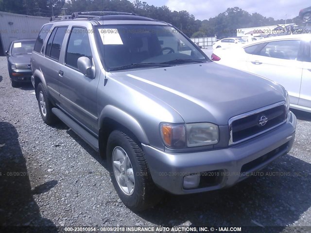 JN8DR09X11W577095 - 2001 NISSAN PATHFINDER LE/SE/XE SILVER photo 1