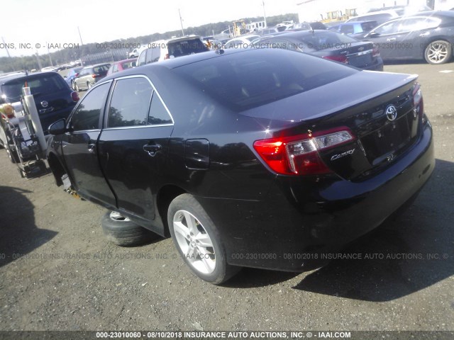 4T1BF1FK6EU842911 - 2014 TOYOTA CAMRY L/SE/LE/XLE 黑色 照片 3