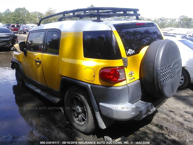 JTEZU11FX70003465 - 2007 TOYOTA FJ CRUISER YELLOW photo 3