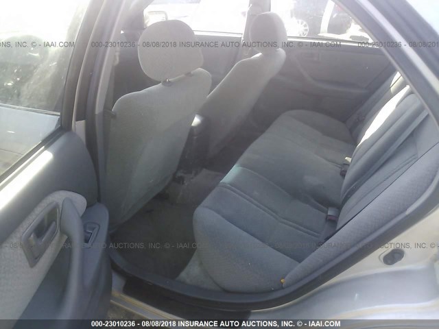 4T1BF22K21U123693 - 2001 TOYOTA CAMRY LE/XLE 银色 照片 8