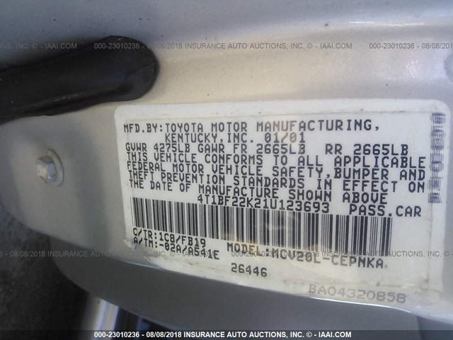 4T1BF22K21U123693 - 2001 TOYOTA CAMRY LE/XLE SILVER photo 9