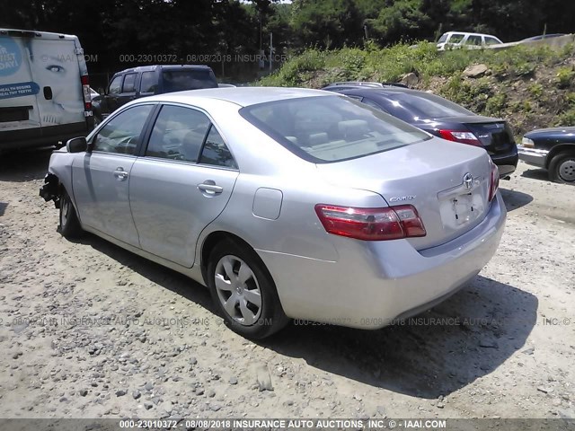 4T1BE46K47U051588 - 2007 TOYOTA CAMRY NEW GENERAT CE/LE/XLE/SE SILVER photo 3