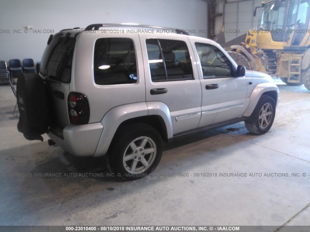 1J4GK58KX5W502900 - 2005 JEEP LIBERTY LIMITED SILVER photo 4