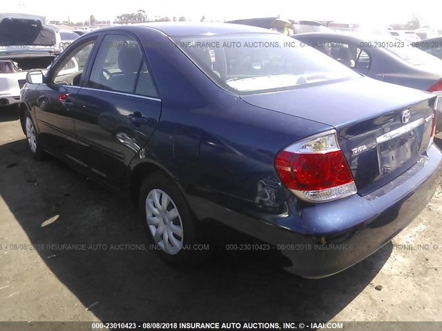 4T1BE32K45U070574 - 2005 TOYOTA CAMRY LE/XLE/SE Mavi foto 3