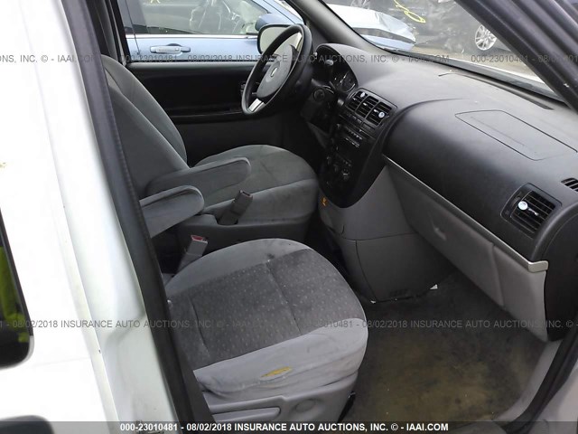 1GNDV23L36D212873 - 2006 CHEVROLET UPLANDER LS WHITE photo 5