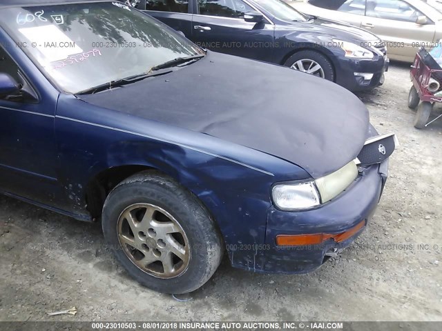 JN1CA21D0TT136447 - 1996 NISSAN MAXIMA GLE/GXE/SE BLUE photo 6