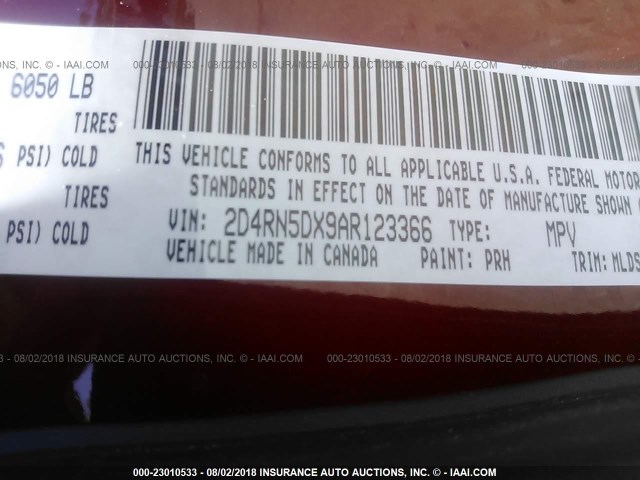 2D4RN5DX9AR123366 - 2010 DODGE GRAND CARAVAN SXT RED photo 9